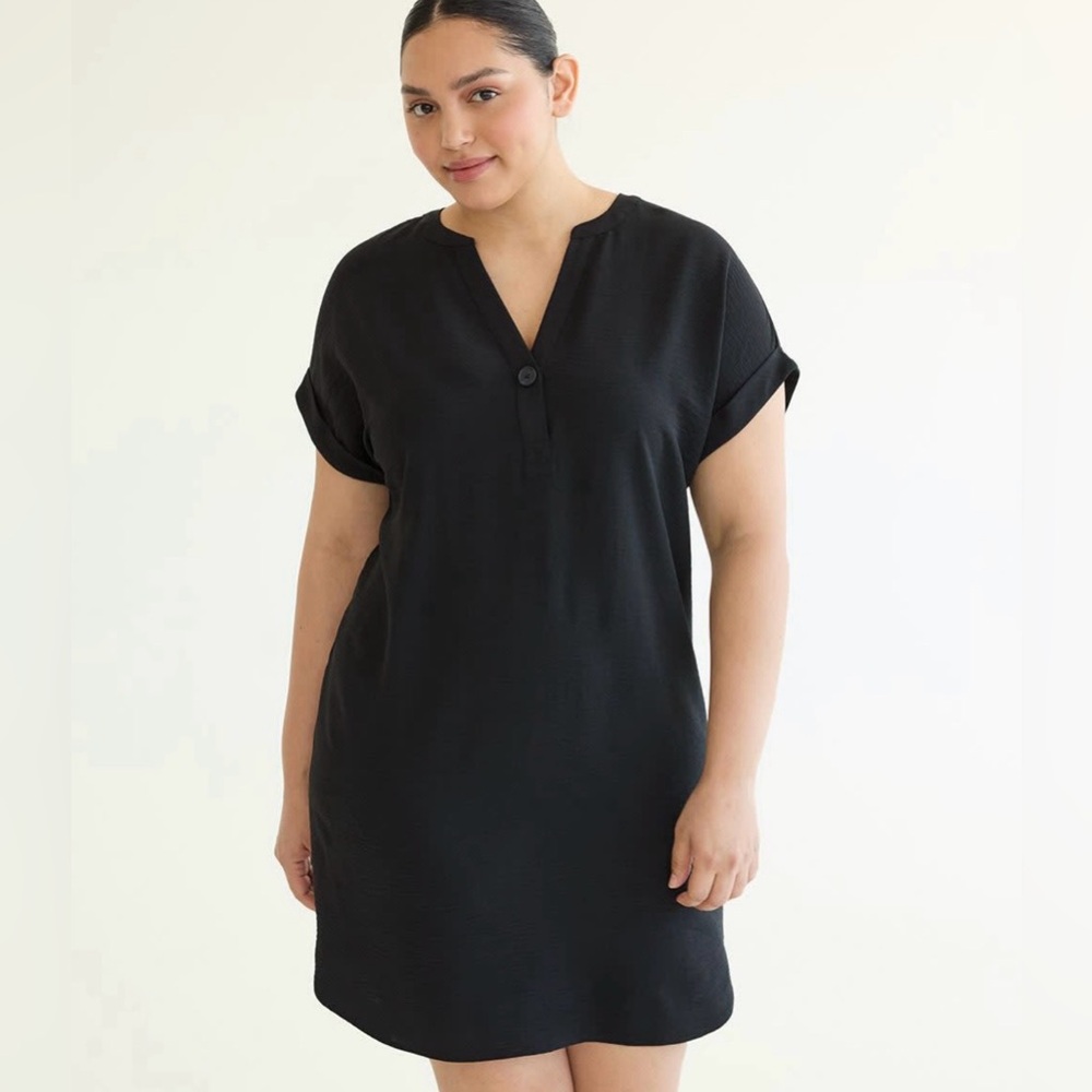 REITMANS - NWT - Elegant Black V-Neck Shirt Dress